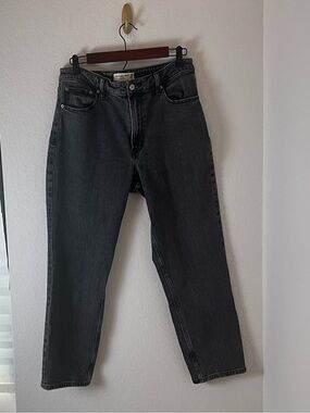 Abercrombie & Fitch Black High-Rise Mom denim Jeans curve love size 10(30)
